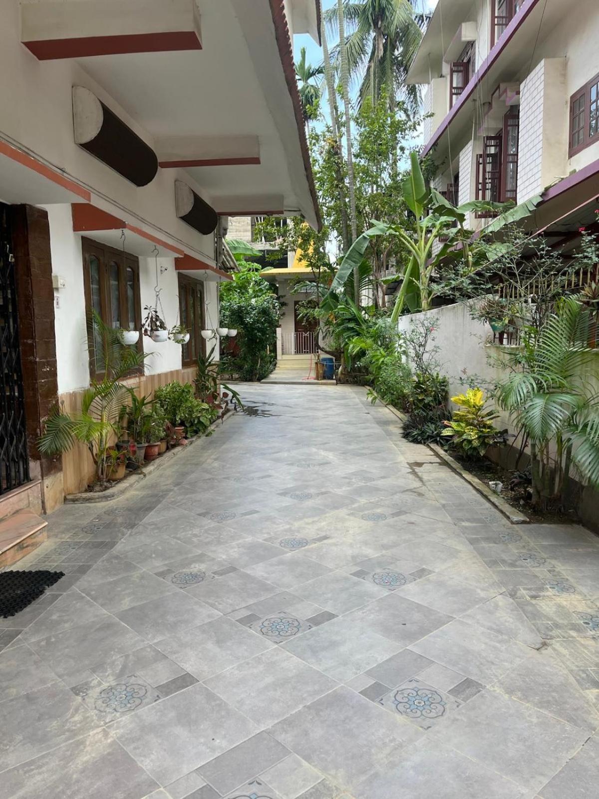 גווהטי Amazing Homestay מראה חיצוני תמונה