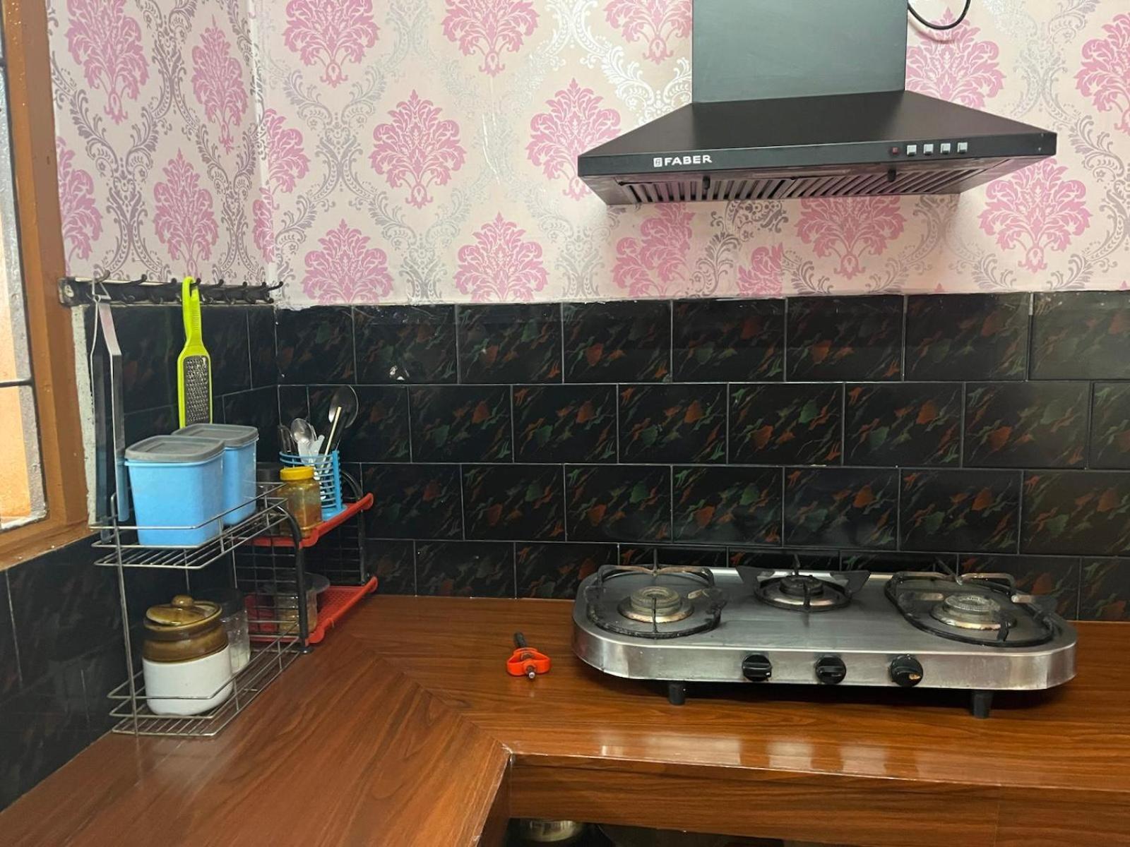 גווהטי Amazing Homestay מראה חיצוני תמונה