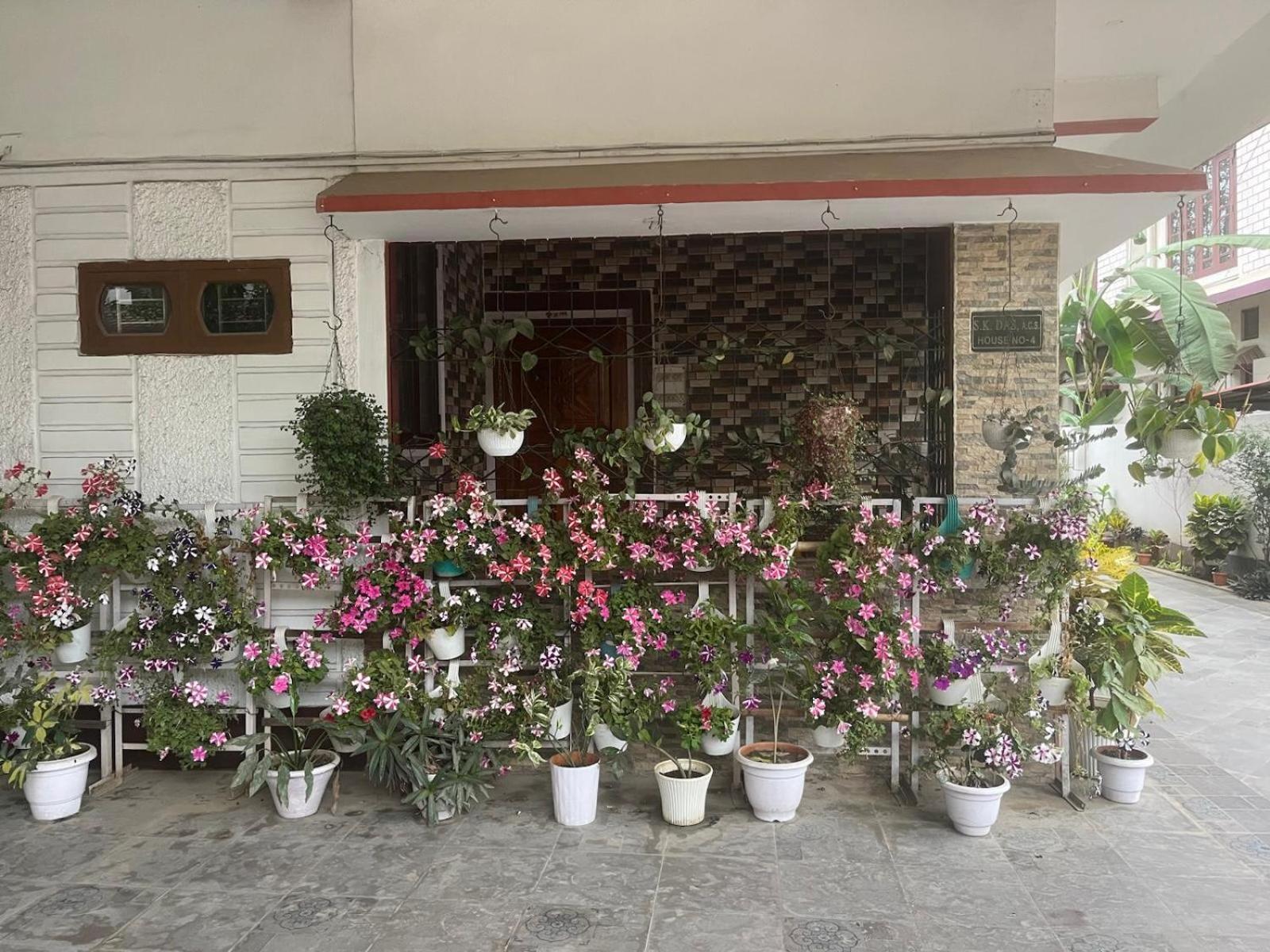 גווהטי Amazing Homestay מראה חיצוני תמונה